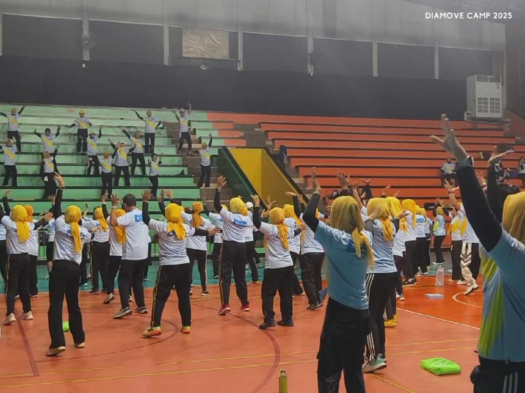 Senam Dia-Move bersama semua peserta 
